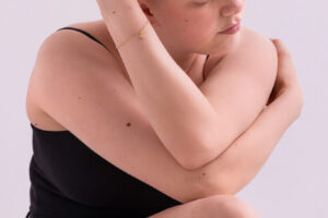 Foto07MPN-IlseJutstra-Mirthe_kwetsbaarStudio©imagebyilse